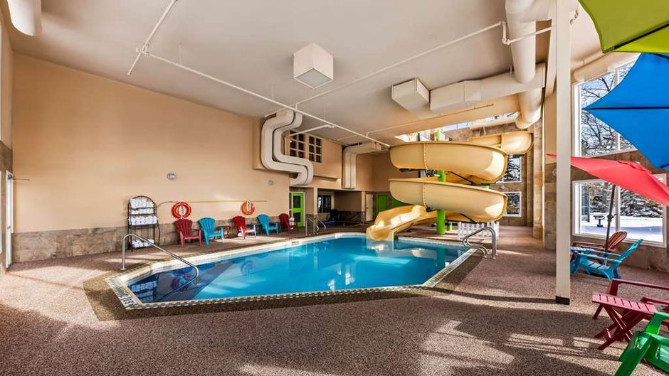 Wingate by Wyndham Calgary South Pool