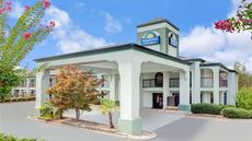 Days Inn & Suites Stockbridge South ATL