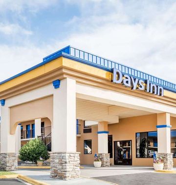 Days Inn Hendersonville