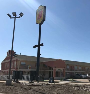 Super 8 by Wyndham Terrell