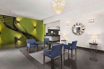 Days Inn & Conf Ctr Montreal Arpt
