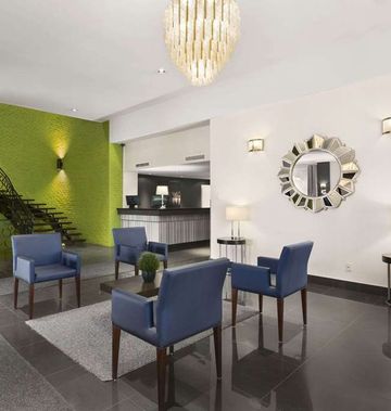 Days Inn & Conf Ctr Montreal Arpt