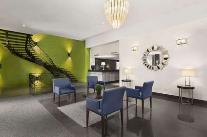 Days Inn & Conf Ctr Montreal Arpt