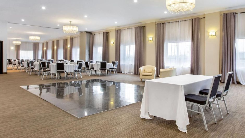 Days Inn & Conf Ctr Montreal Arpt Meeting
