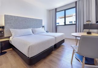Hotel Valencia Oceanic, affiliated Melia