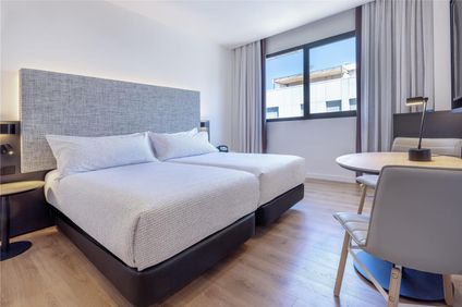 Hotel Valencia Oceanic, affiliated Melia
