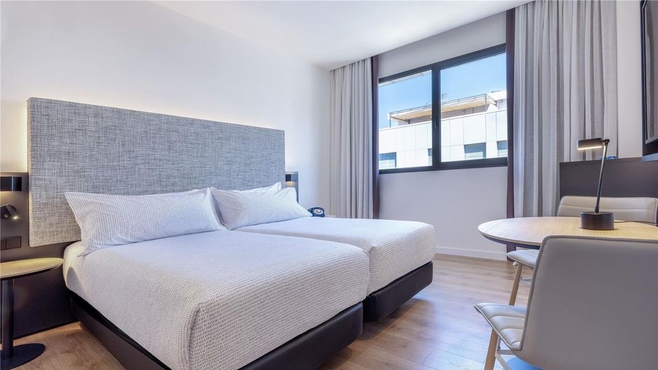 Hotel Valencia Oceanic, affiliated Melia Room