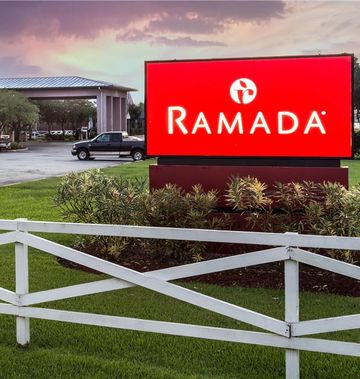 Ramada Luling