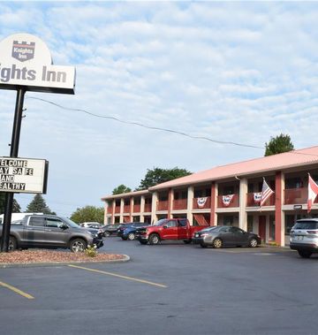 Knights Inn Oswego East