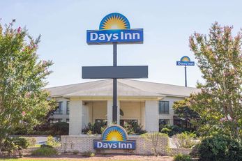 Days Inn Spartanburg Waccamaw