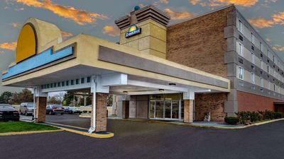 Days Inn by Wyndham Livonia/Canton/Detro