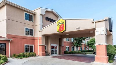 Super 8 Fort Worth North