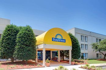Days Inn Newport News/Oyster Point