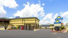 Days Inn Waycross