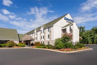 Days Inn Lanham Washington D.C