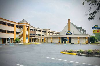 Days Inn Alexandria