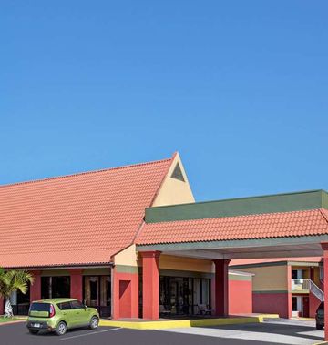 Days Inn Cocoa Cruiseport West at I-95