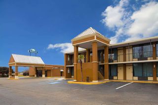 Baymont by Wyndham Lafayette