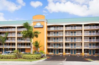 Days Inn by Wyndham-Oakland Park Airport