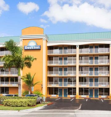 Days Inn by Wyndham-Oakland Park Airport