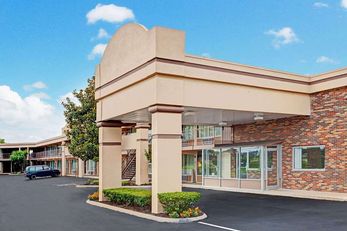 Days Inn Clarksville TN