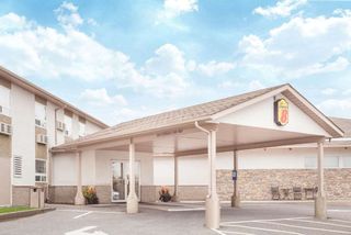 Super 8 Kenora