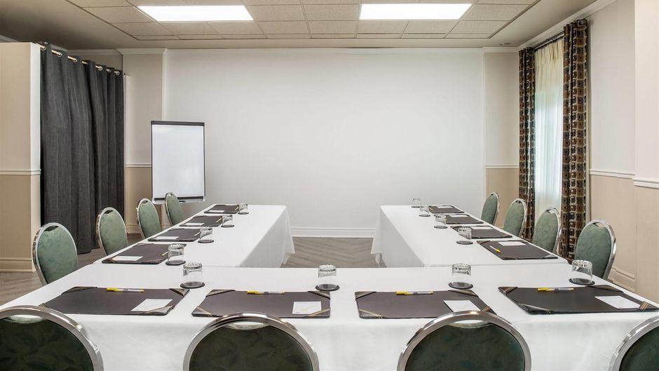 Days Inn Berthierville Meeting