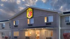 Super 8 Fountain