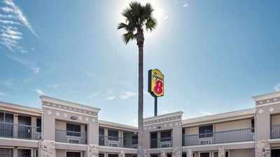 Super 8 McAllen/Downtown