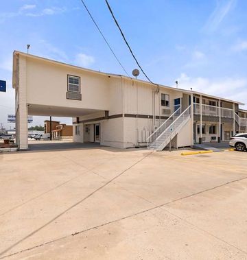 Days Inn Kenedy