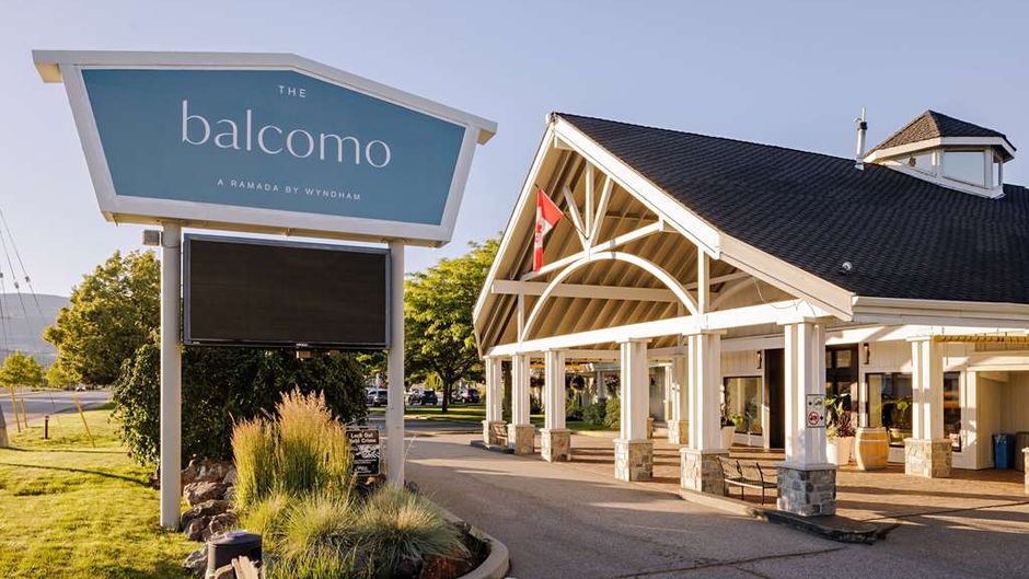 Balcomo, a Ramada by Wyndham Exterior