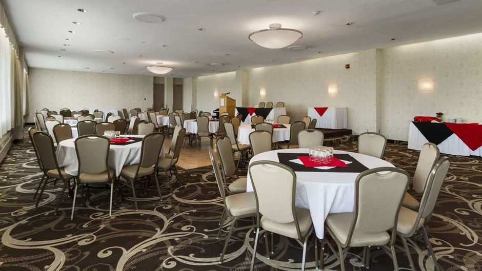 Ramada Belleville Harbourview Conf Ctr Meeting