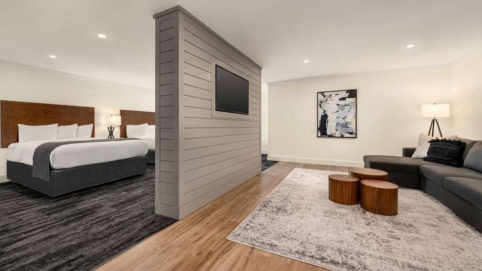 Ramada Cornwall Suite