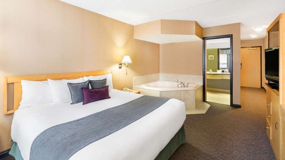 Ramada Prince George Room