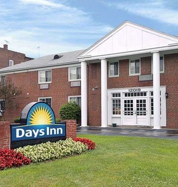 Days Inn Cleveland Lakewood