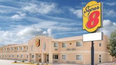 Super 8 Bloomfield