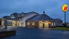 Super 8 Reedsburg