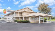 Super 8 Madison
