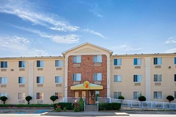 Super 8 Plano/Dallas Area
