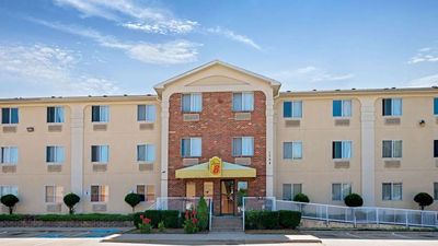 Super 8 Plano/Dallas Area