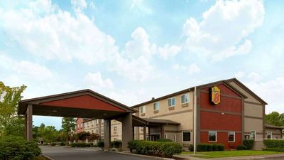 Super 8 Woodburn
