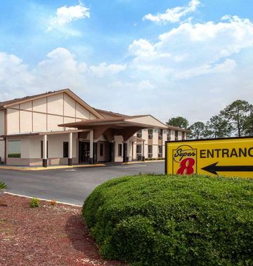Super 8 Waycross