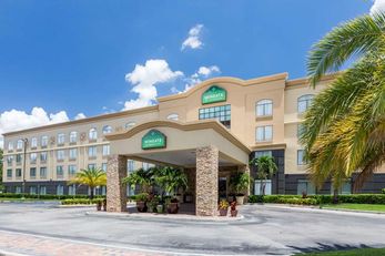 Wingate by Wyndham Convention Ctr