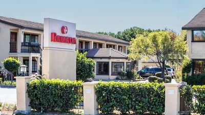 Ramada by Wyndham Mountain View