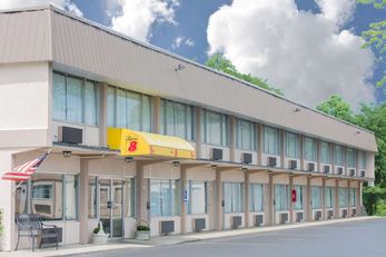 Super 8 Ashland