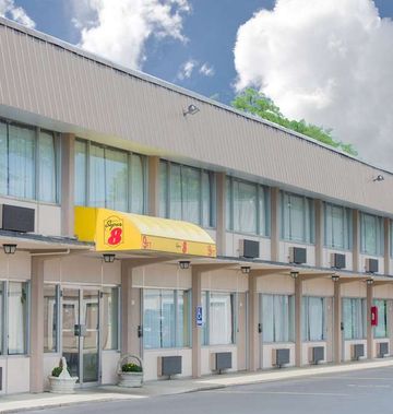 Super 8 Ashland