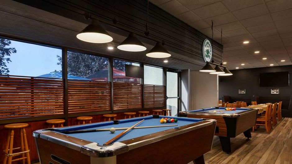 Travelodge Toronto East Restaurant