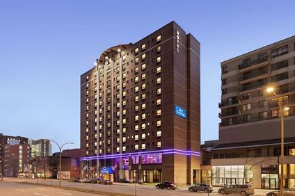 Travelodge Hotel Montreal Centre