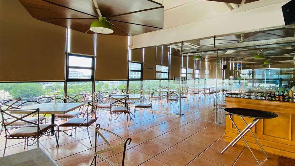 Days Hotel Iloilo Restaurant