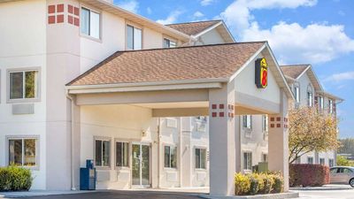 Super 8 West Middlesex/Sharon Area